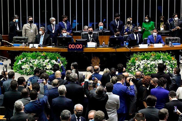 Tribos em guerra
